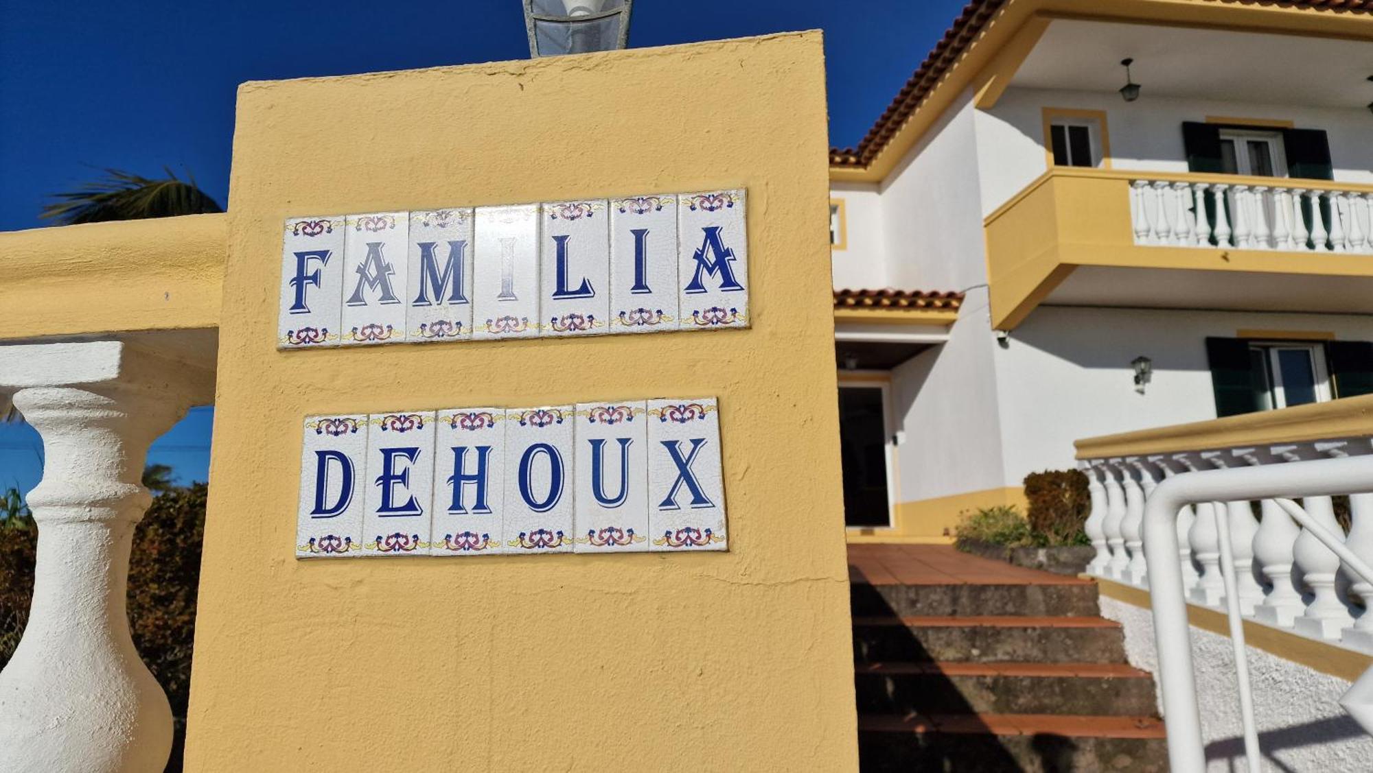 Villa Familia Dehoux Camacha  Bagian luar foto