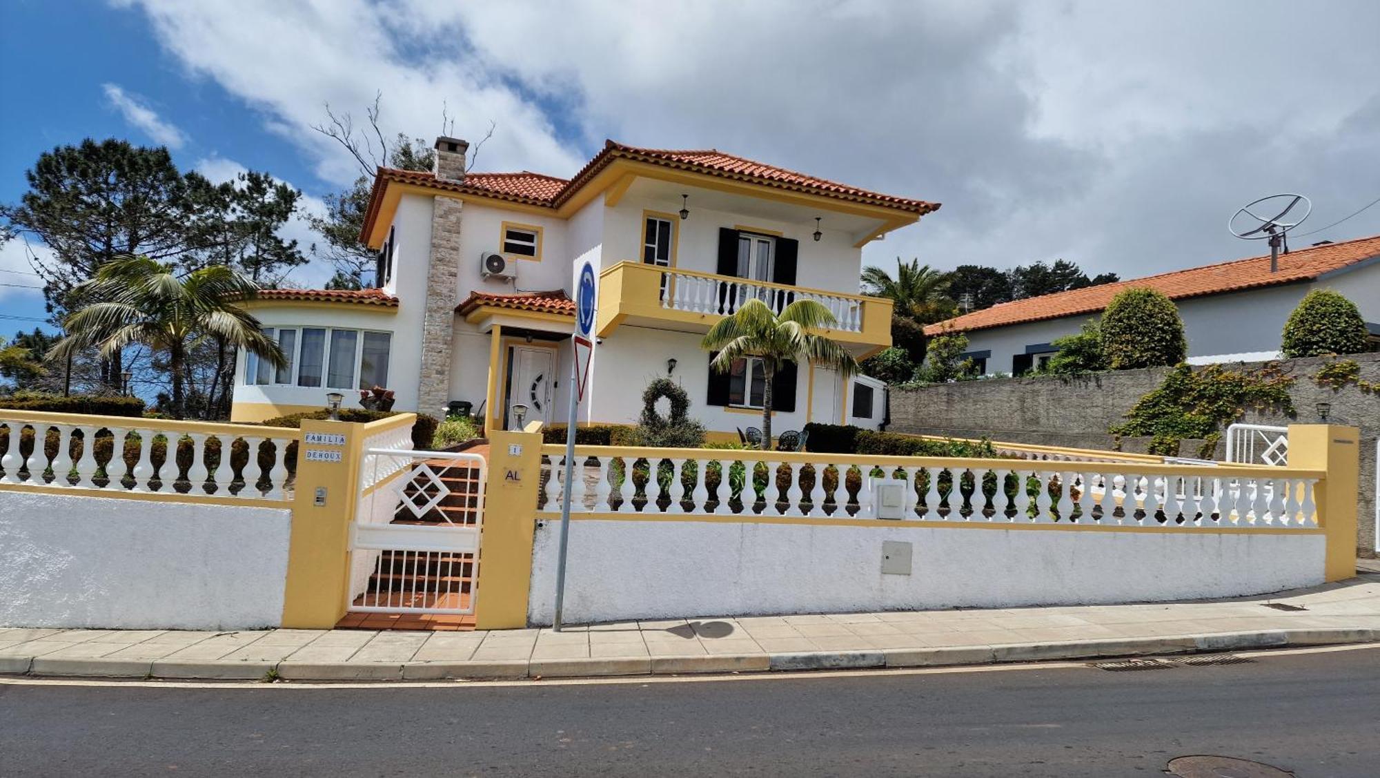 Villa Familia Dehoux Camacha  Bagian luar foto